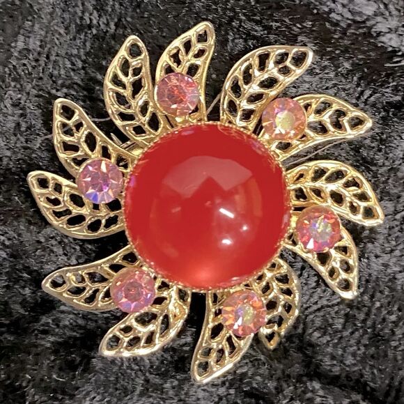 Coro Brooch Pin Goldtone Pink Moonglow Aurora Rhinestones Sunburst Flower Design - Picture 3 of 6